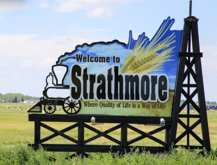 Strathmore Alberta Calgary Skyline services for seniors